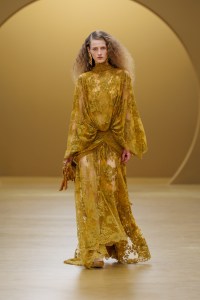 Zimmermann Fall 2026 Ready-to-Wear Collection at Paris Fashion Weekå