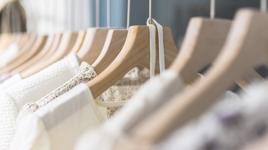 Certain brands are re-thinking fashion materials and embracing the properties of natural fibers to meet both consumer and environmental expectations. 