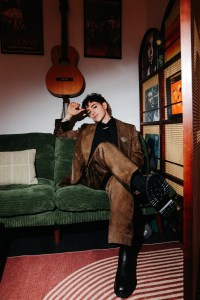 Getting ready with Ali Louis Bourzgui