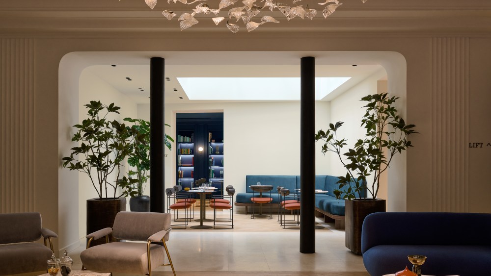 Inside Casa Laveni in Milan