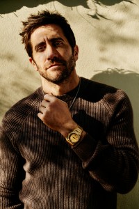 Brunello Cucinelli Malfilé cotton English rib sweater; Bulgari Octo Finissimo Automatic watch, yellow gold case, dial and bracelet; B.zero1 necklace with chain and small round pendant in 18-karat white gold.
