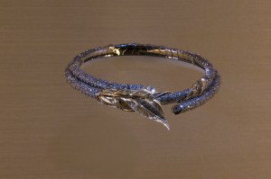 Louis Vuitton Triumph Necklace