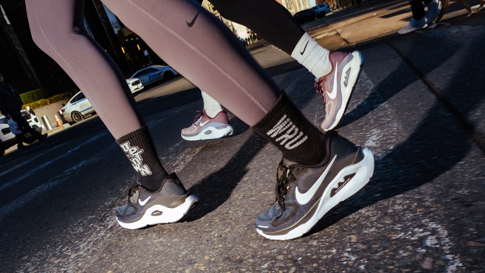 Nike, Structure Plus, sneaker, footwear, shoes, Fleet Feet, wholesale, retail