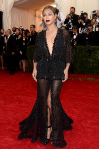 NEW YORK, NY - MAY 05:  Beyonce attends the "Charles James: Beyond Fashion" Costume Institute Gala at the Metropolitan Museum of Art on May 5, 2014 in New York City.  (Photo by Dimitrios Kambouris/Getty Images)