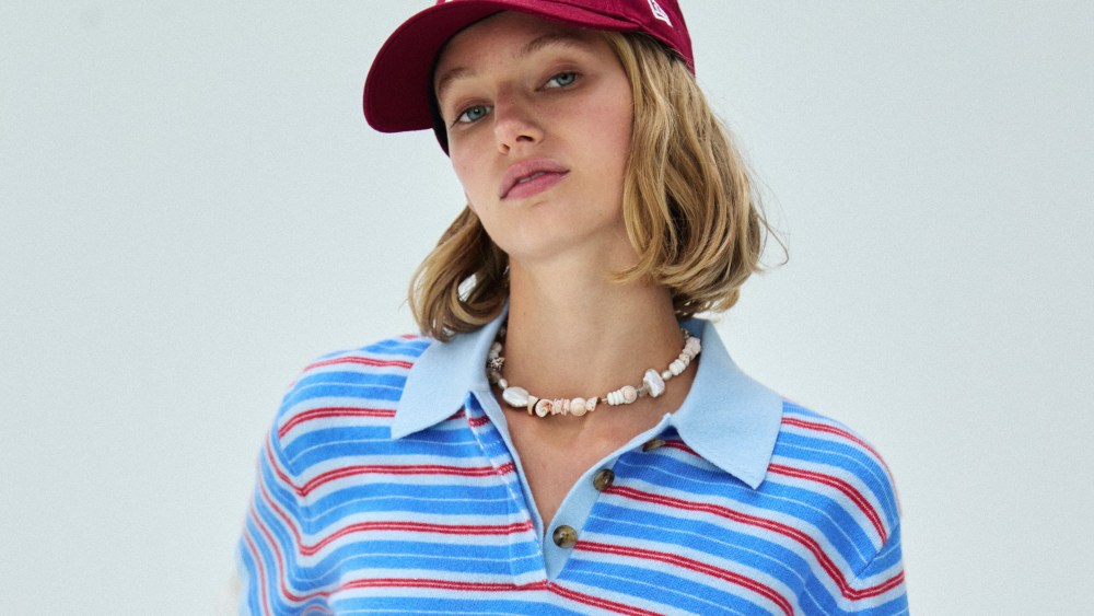 A Collanine Colorate necklace accessorizing a Guest in Residence look.